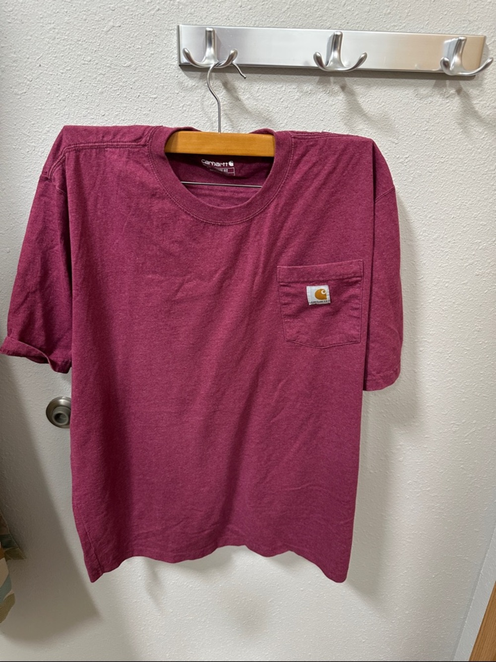 Carhartt Men’s xl tall Pocket T-Shirt — Burgundy